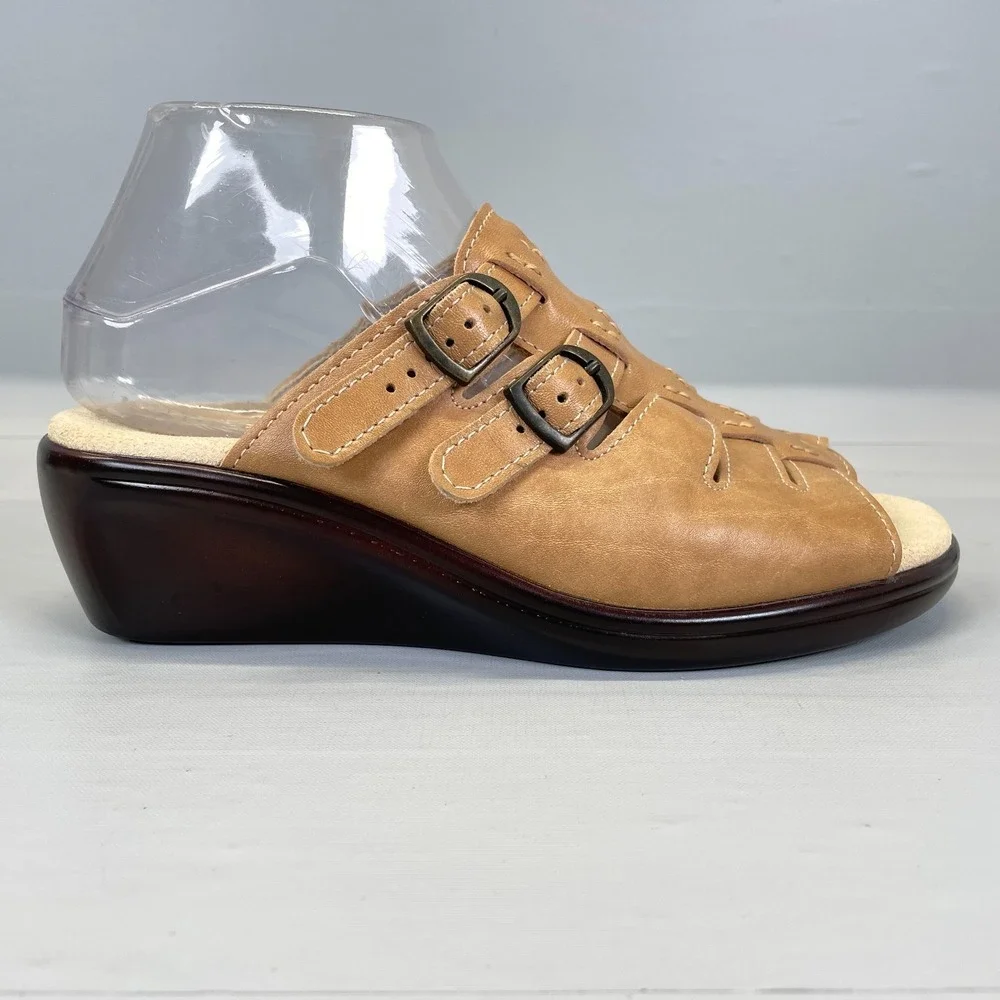 SAS Tango Wedge Sandals Womens Size 7.5 Extra Wide Brown Leather Comfort Shoes